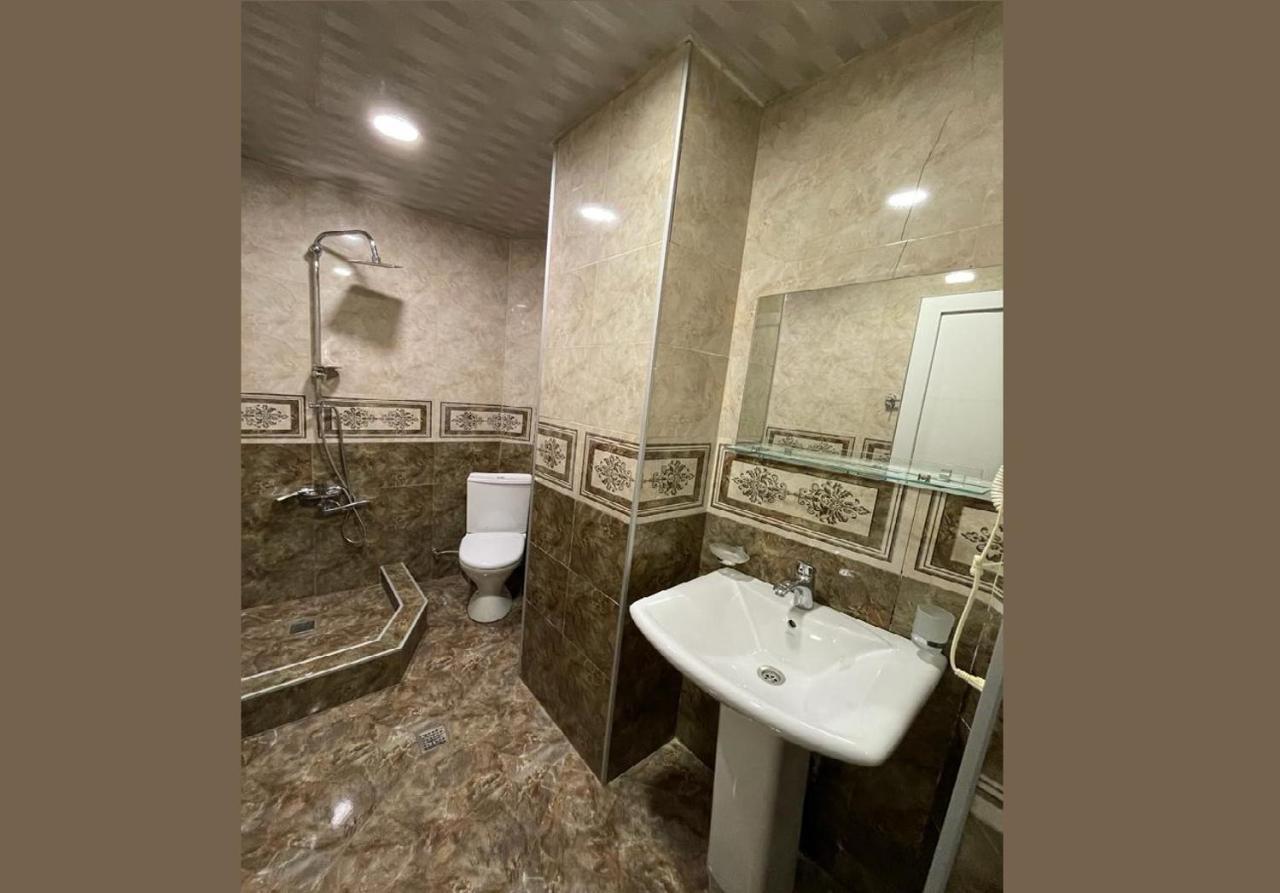Hotel Grand Tbilisi Buitenkant foto