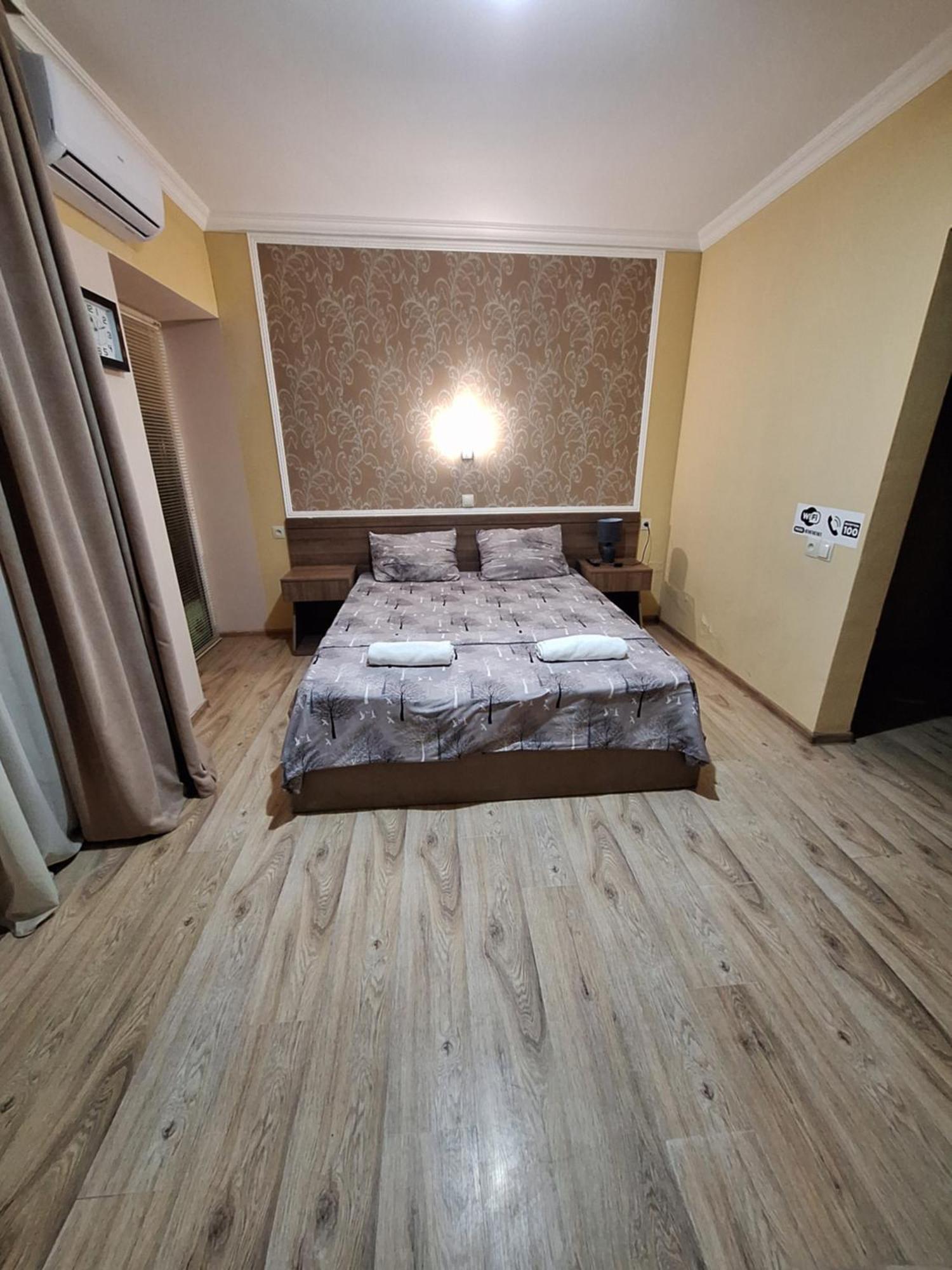 Hotel Grand Tbilisi Buitenkant foto