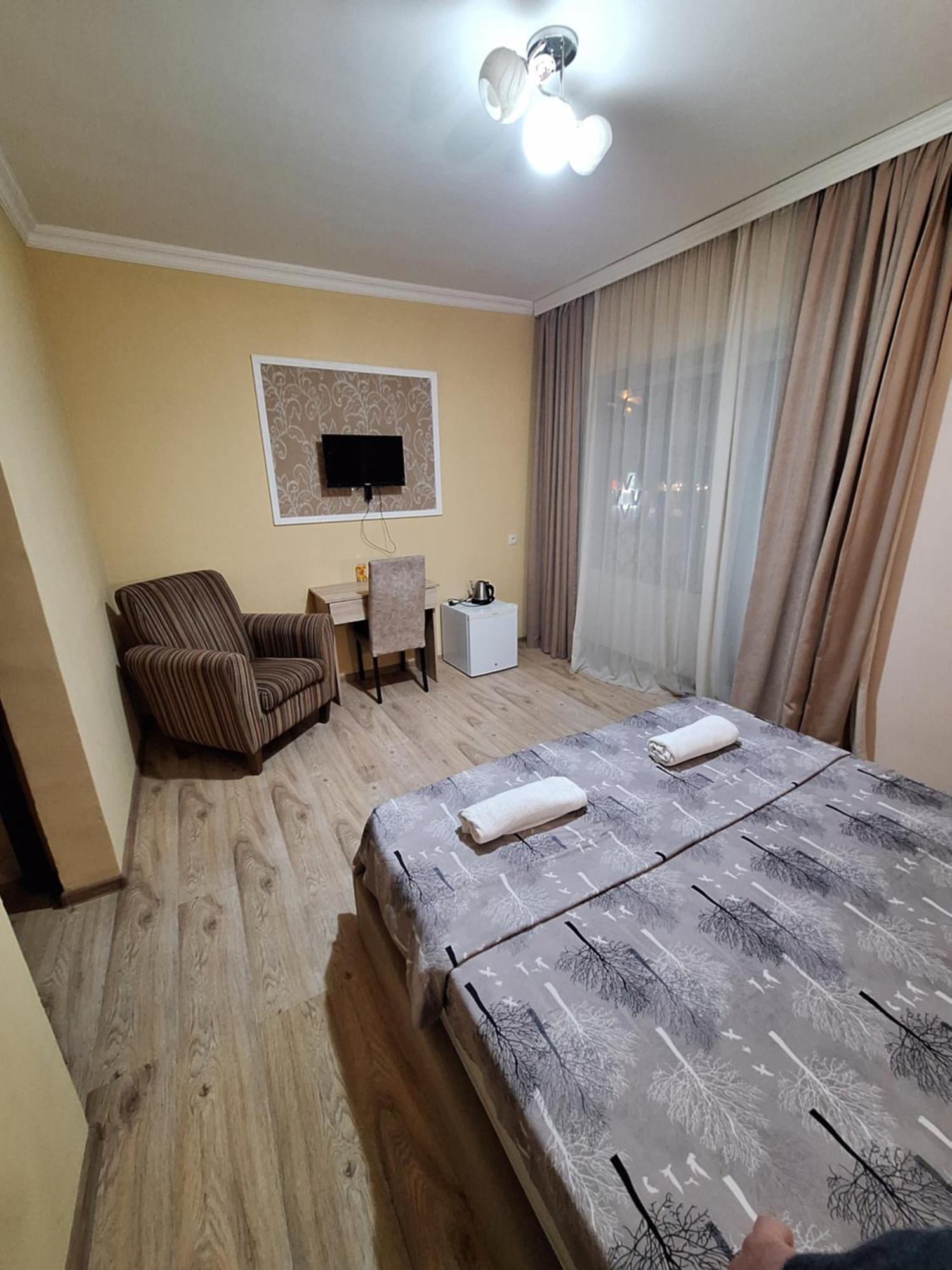 Hotel Grand Tbilisi Buitenkant foto