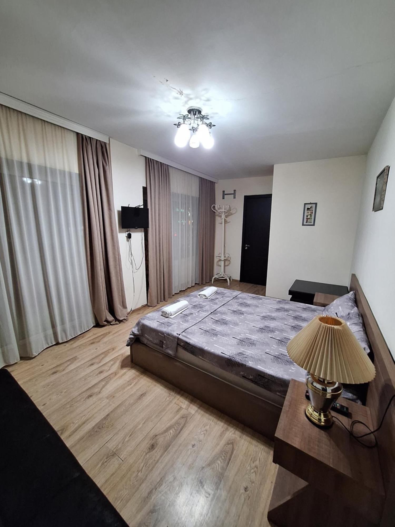 Hotel Grand Tbilisi Buitenkant foto