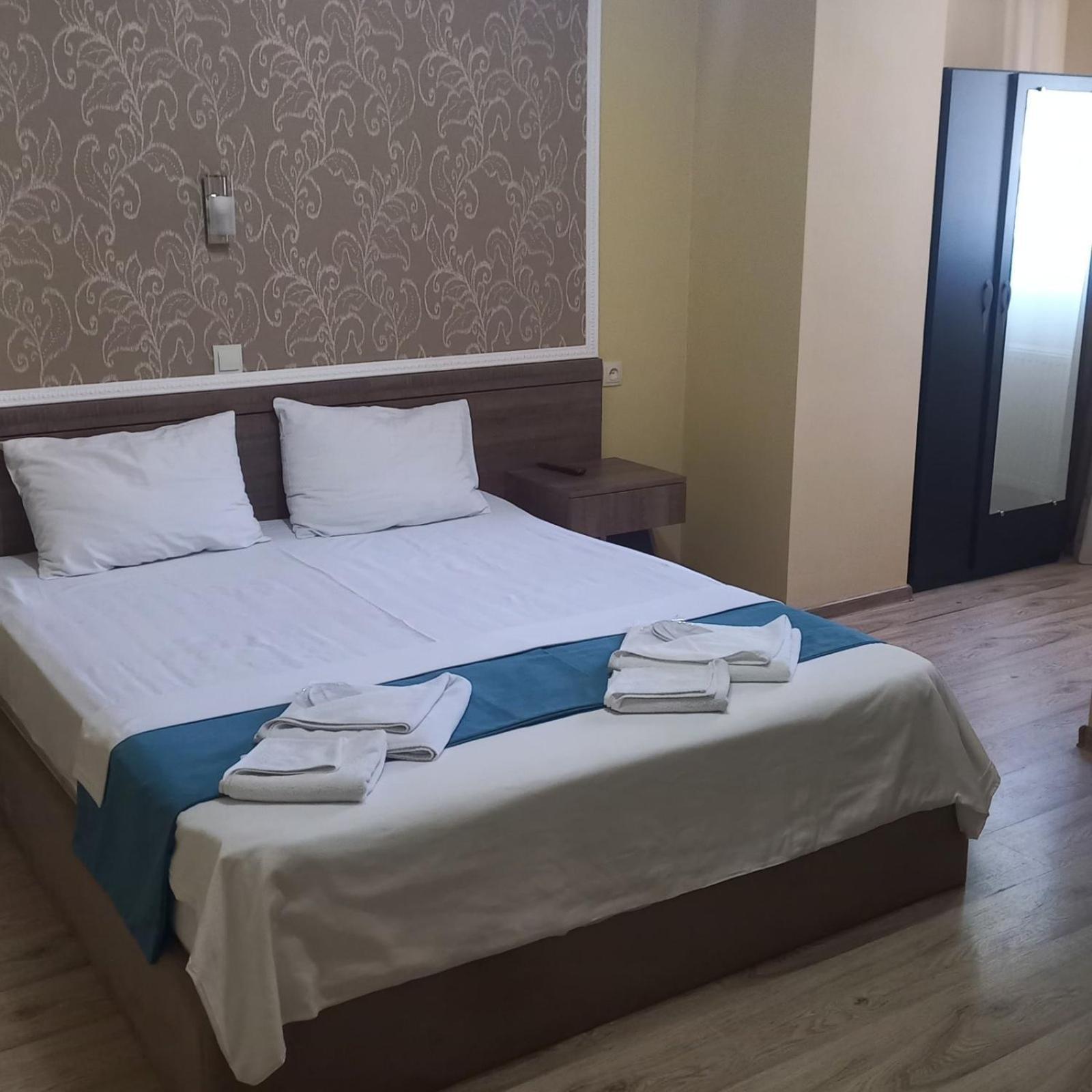 Hotel Grand Tbilisi Buitenkant foto